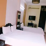 Khách sạn Nga Mai